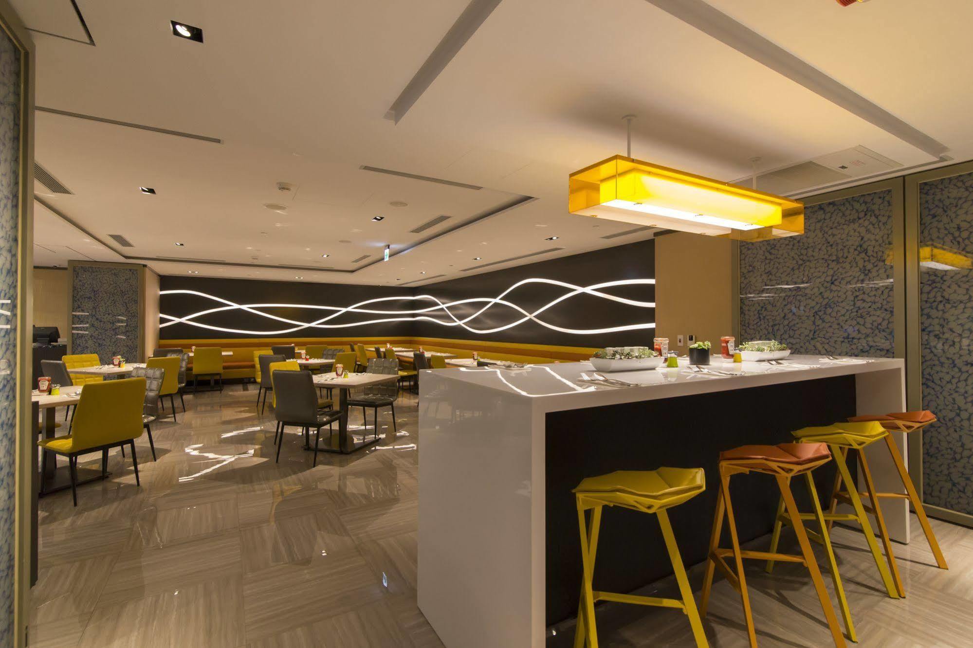 Hotel Aloft Taipei Beitou Exterior foto